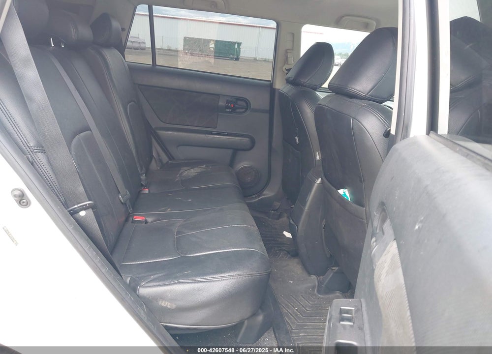 2015 SCION XB VIN: JTLZE4FE2FJ068939