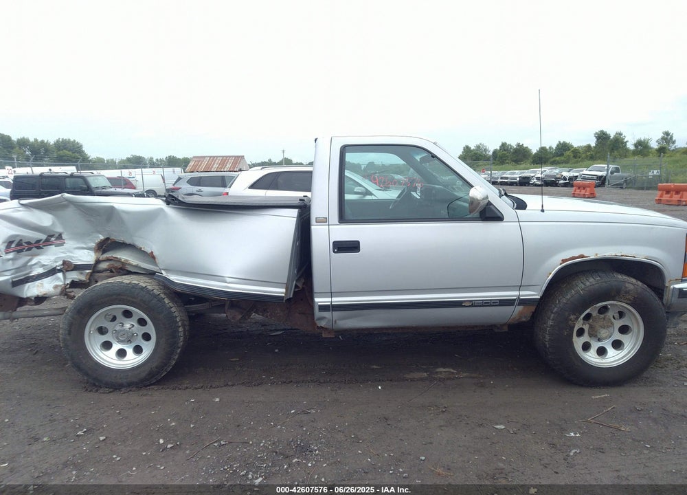 1994 CHEVROLET GMT-400 K1500 VIN: 1GCEK14H6RZ267223