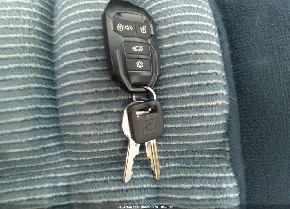 1994 CHEVROLET GMT-400 K1500 VIN: 1GCEK14H6RZ267223