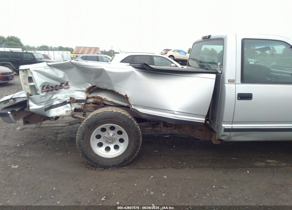 1994 CHEVROLET GMT-400 K1500 VIN: 1GCEK14H6RZ267223