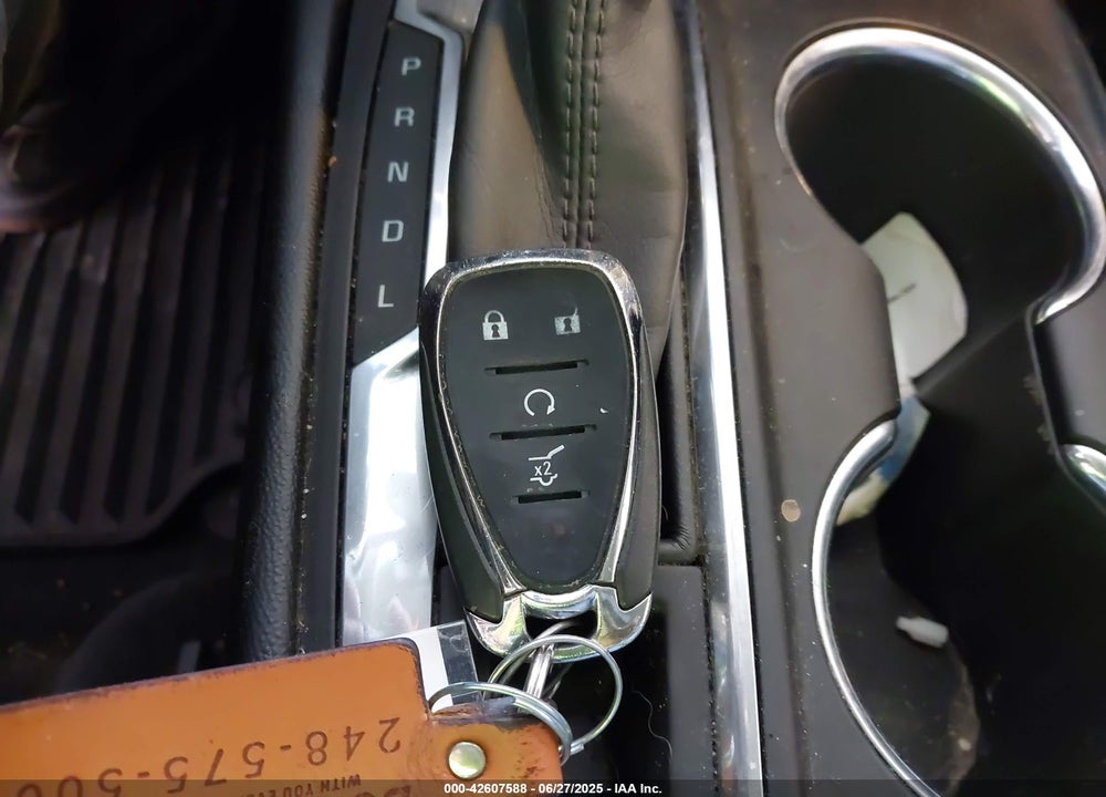 2019 CHEVROLET EQUINOX VIN: 2GNAXKEV6K6166153