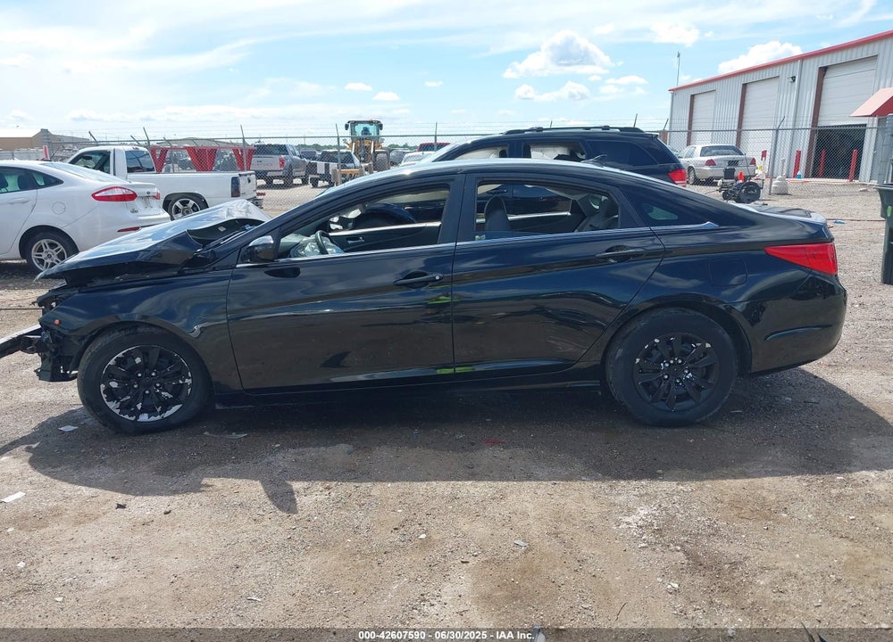 2011 HYUNDAI SONATA VIN: 5NPEB4AC9BH060476