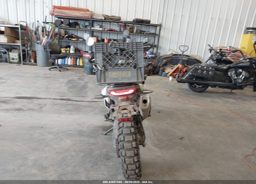 2023 HUSQVARNA NORDEN 901 VIN: VBKUN6408PM859614