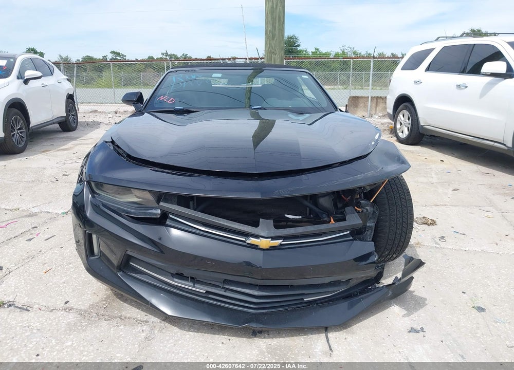 2017 CHEVROLET CAMARO VIN: 1G1FB3DS8H0174808