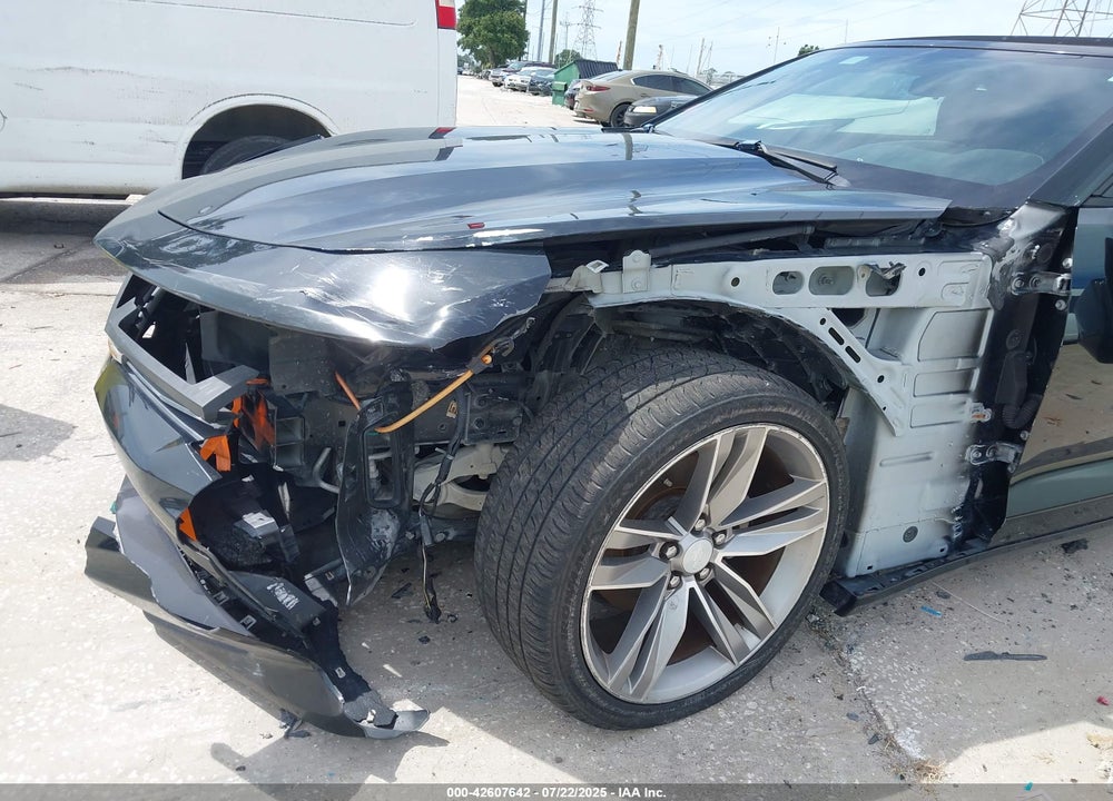 2017 CHEVROLET CAMARO VIN: 1G1FB3DS8H0174808