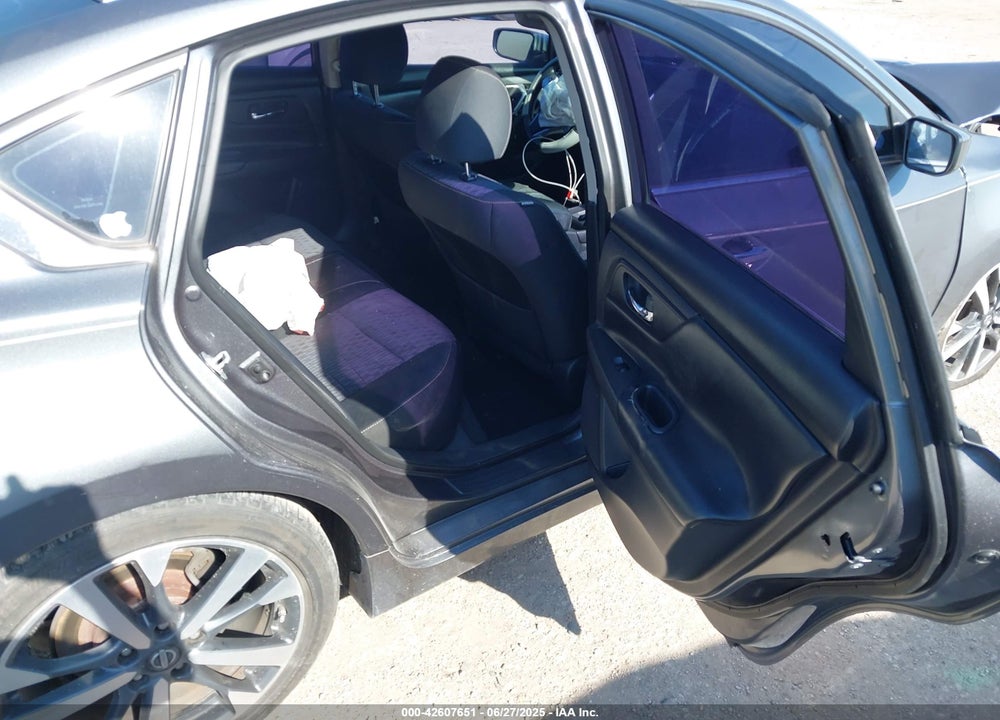 2016 NISSAN ALTIMA VIN: 1N4AL3AP1GN307883