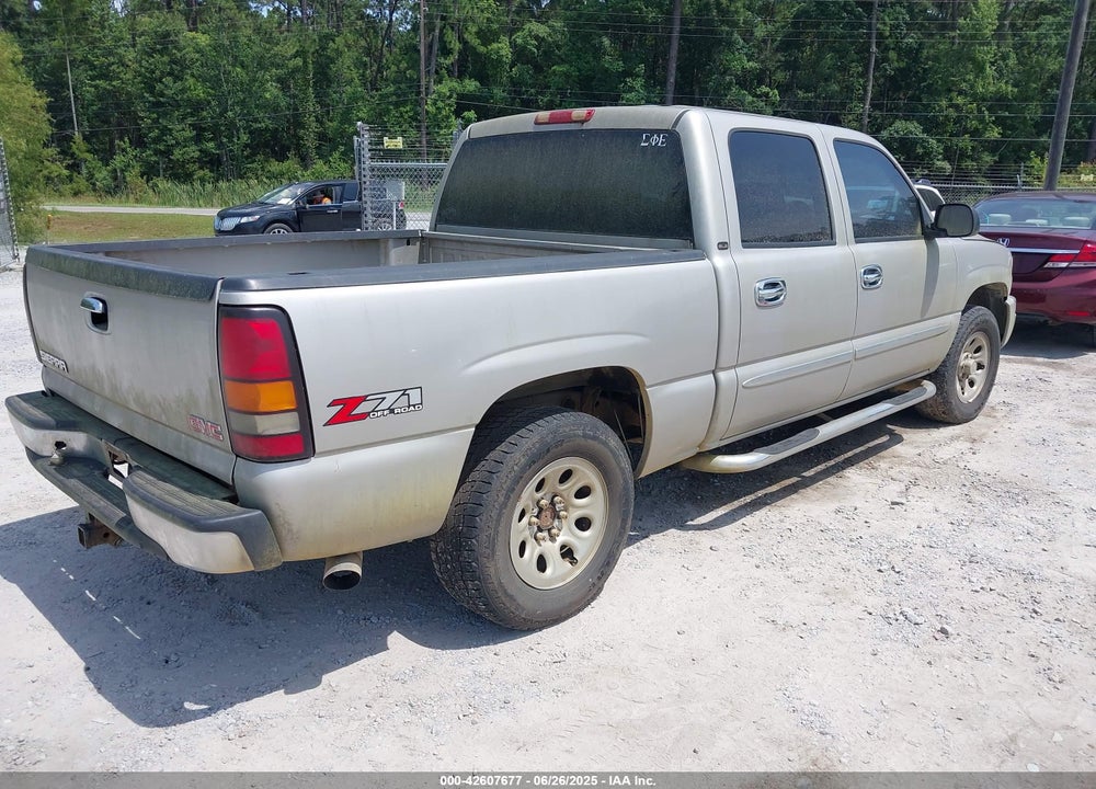 2006 GMC SIERRA 1500 VIN: 2GTEK13T761204321