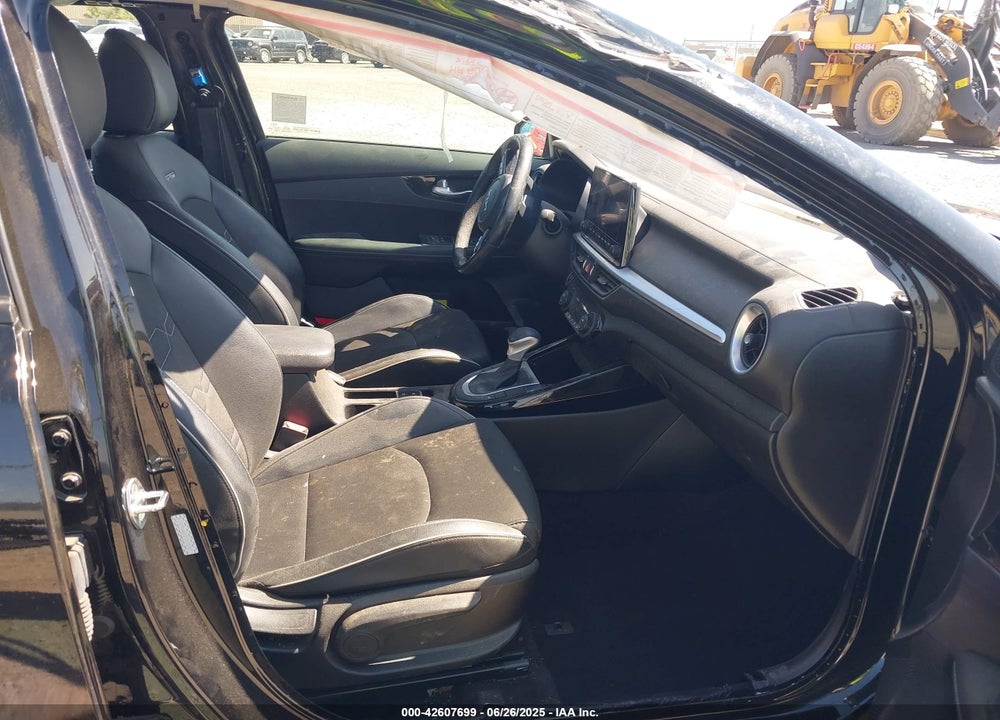 2023 KIA FORTE VIN: 3KPF54ADXPE578239