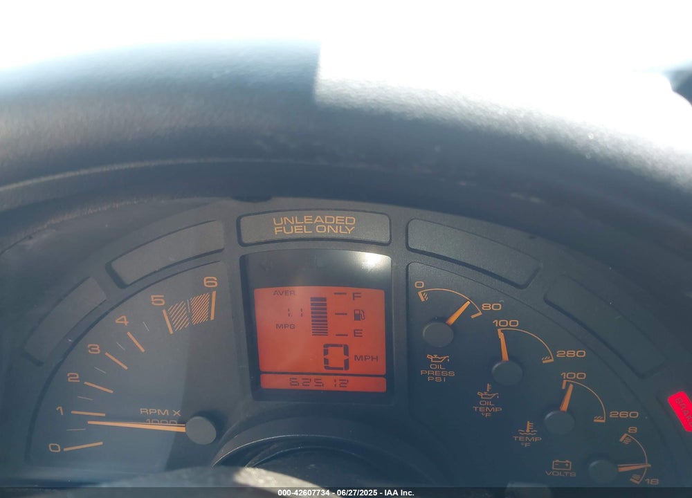 1990 CHEVROLET CORVETTE VIN: 1G1YY3385L5102103