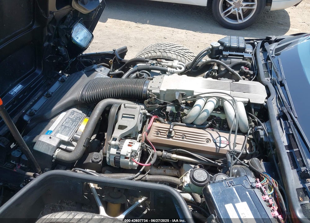 1990 CHEVROLET CORVETTE VIN: 1G1YY3385L5102103