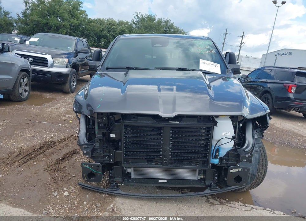 2025 RAM 1500 TRADESMAN 4X2 5'7 BOX VIN: 1C6RREGP8SN718325