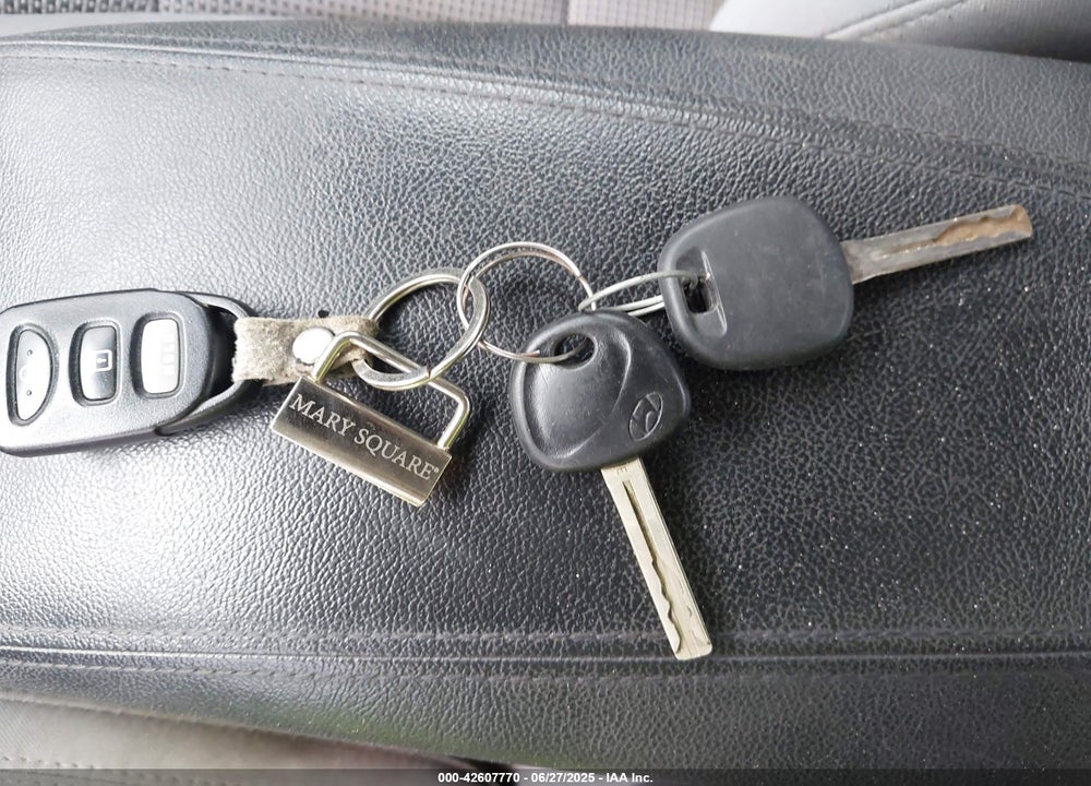 2011 HYUNDAI SONATA VIN: 5NPEB4AC7BH087269