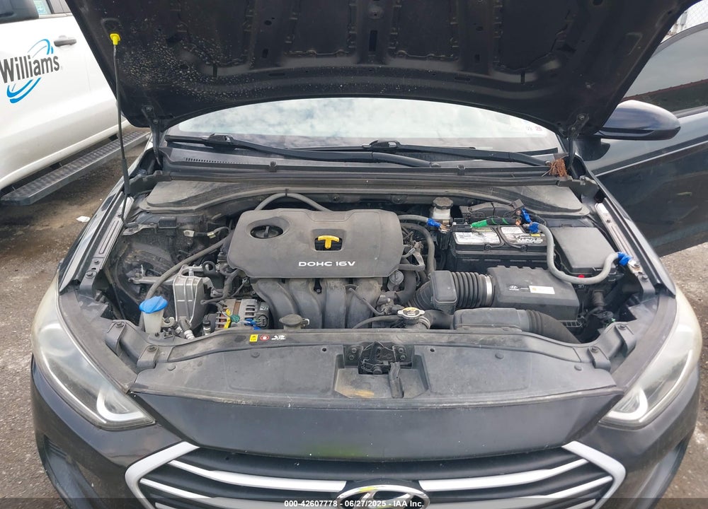 2017 HYUNDAI ELANTRA VIN: KMHD74LF0HU096894