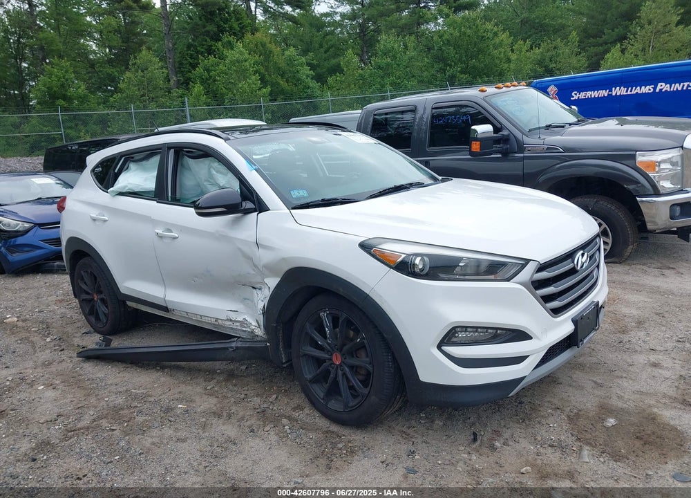 2017 HYUNDAI TUCSON NIGHT VIN: KM8J33A25HU556995