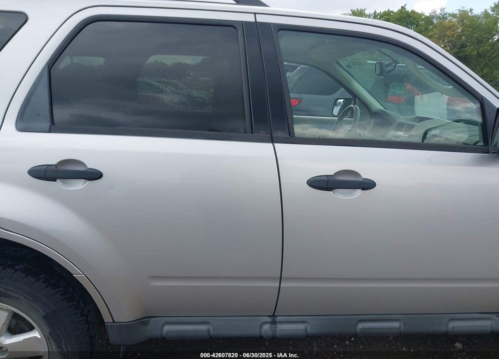 2011 FORD ESCAPE VIN: 1FMCU9D77BKC53204