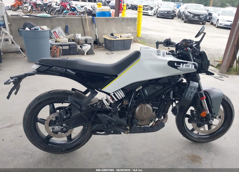 2024 HUSQVARNA VITPILEN 401/SVARTPILEN 401 VIN: MD2JUJ407RN210632