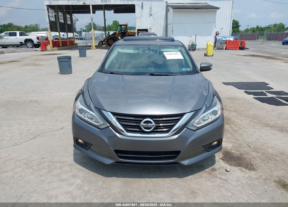 2017 NISSAN ALTIMA VIN: 1N4AL3AP7HC116076