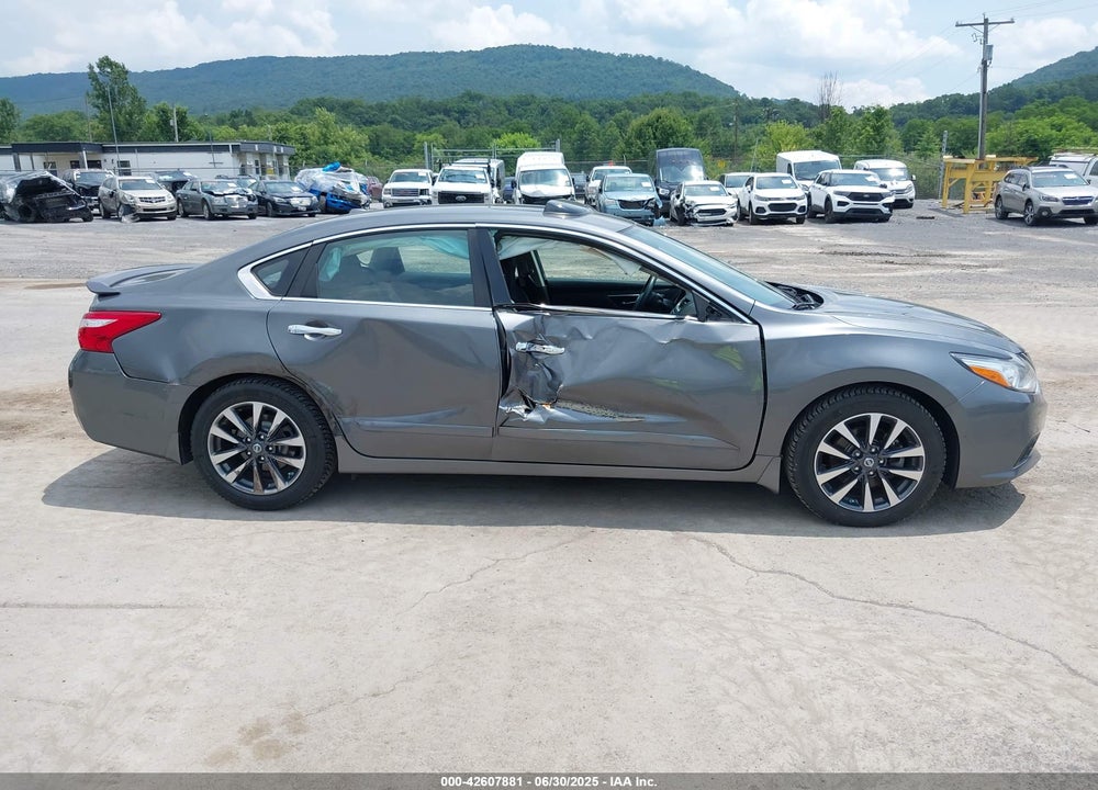 2017 NISSAN ALTIMA VIN: 1N4AL3AP7HC116076