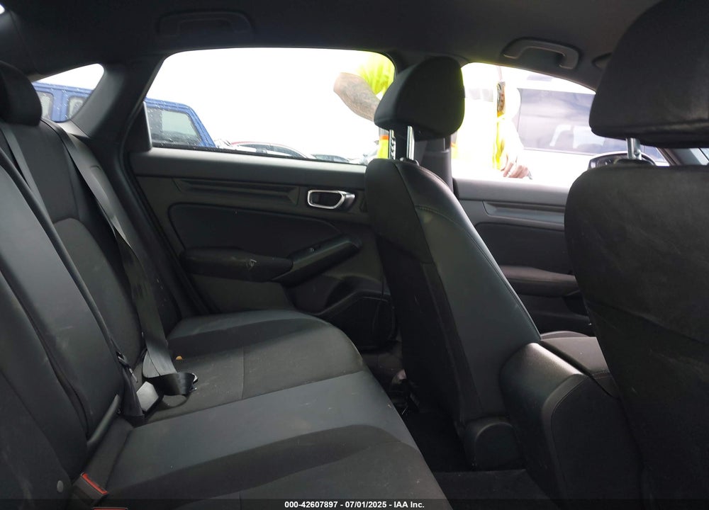 2025 HONDA CIVIC VIN: 2HGFE2F57SH558308