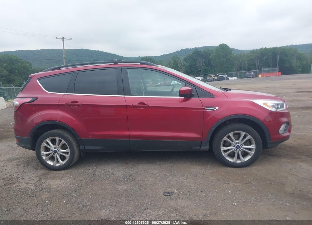 2017 FORD ESCAPE VIN: 1FMCU9G97HUE11700