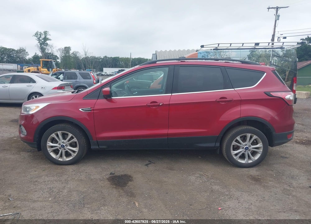 2017 FORD ESCAPE VIN: 1FMCU9G97HUE11700
