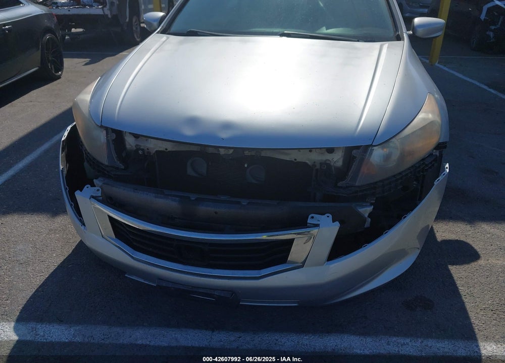 2008 HONDA ACCORD VIN: 1HGCP26488A001094
