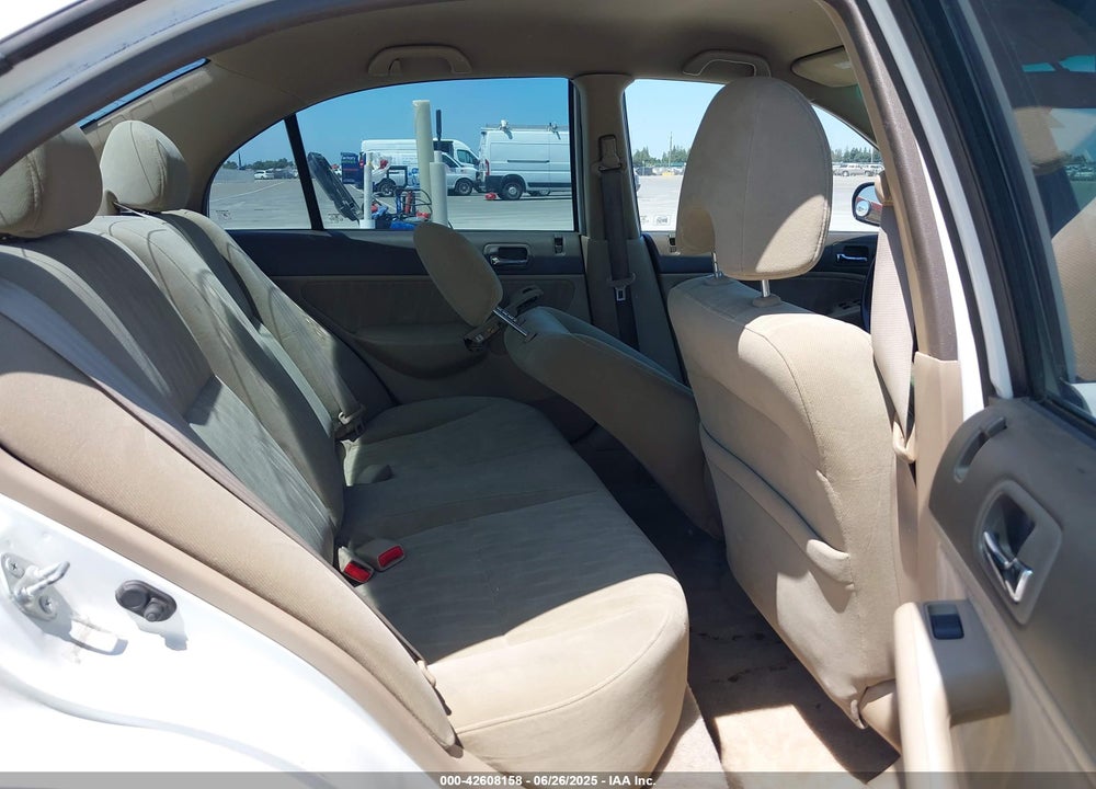 2005 HONDA CIVIC LX VIN: 2HGES16505H625351