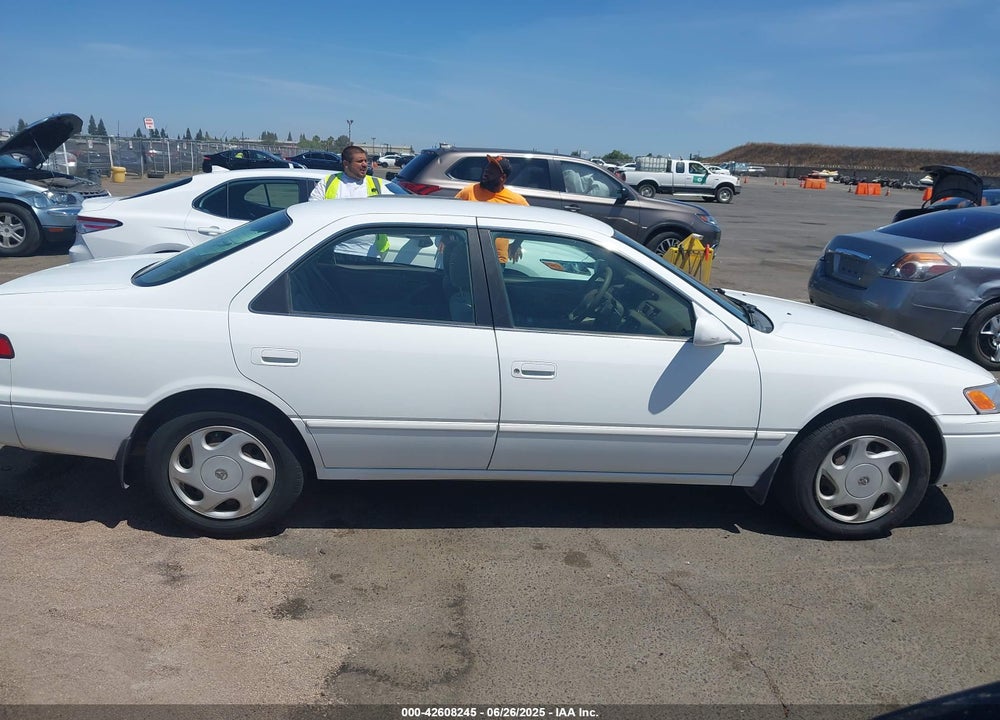 1997 TOYOTA CAMRY VIN: JT2BF22K6V0052184