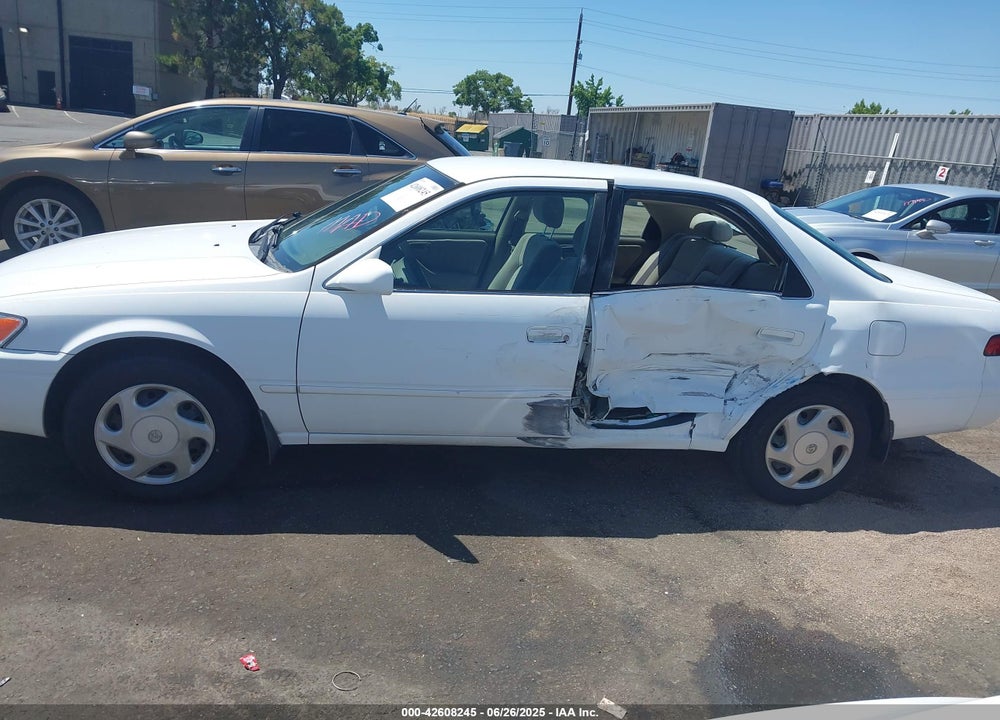 1997 TOYOTA CAMRY VIN: JT2BF22K6V0052184