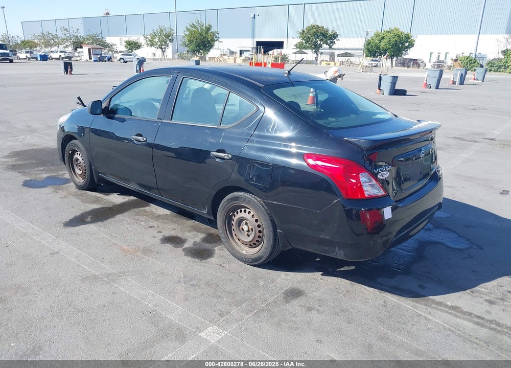 2015 NISSAN VERSA 1.6 S+ VIN: 3N1CN7AP9FL925815