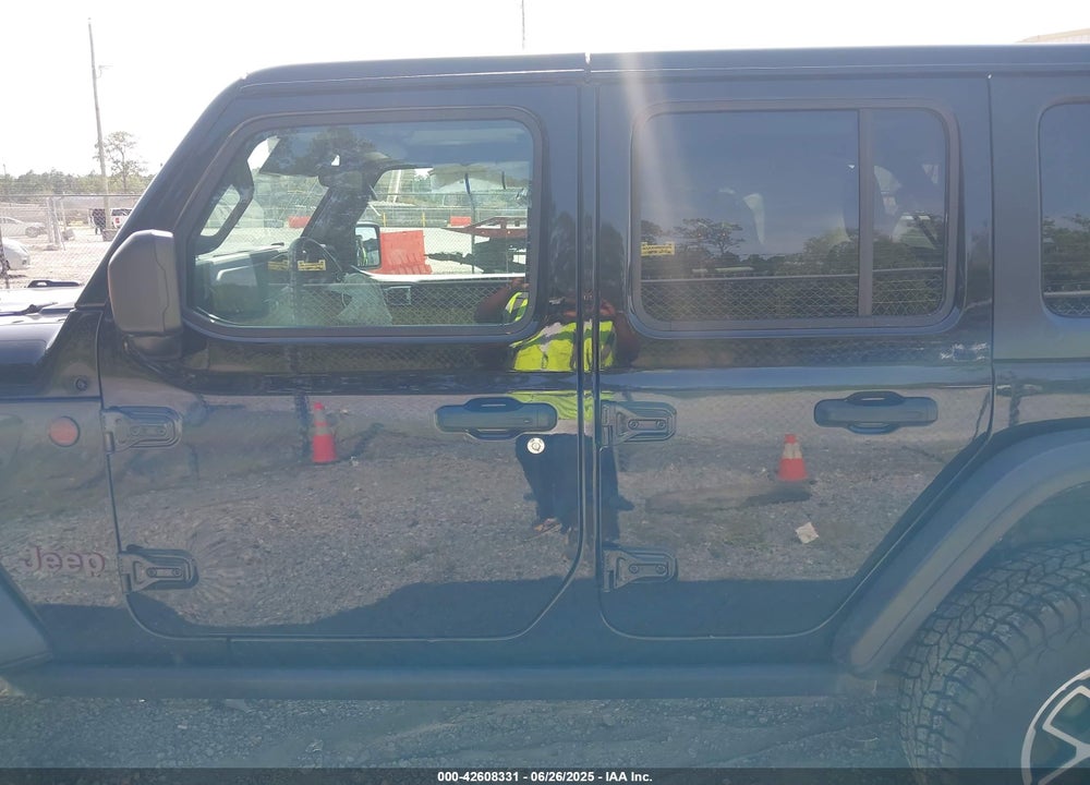 2024 JEEP WRANGLER 4-DOOR RUBICON 4X4 VIN: 1C4PJXFG2RW253100