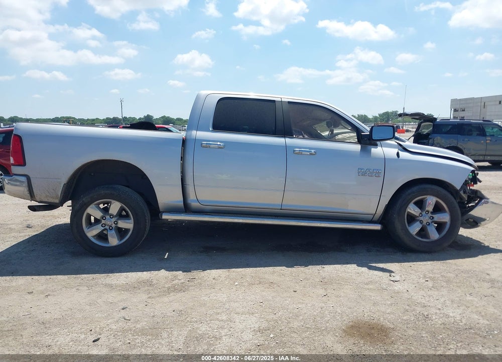 2014 RAM 1500 VIN: 1C6RR6LG5ES455700