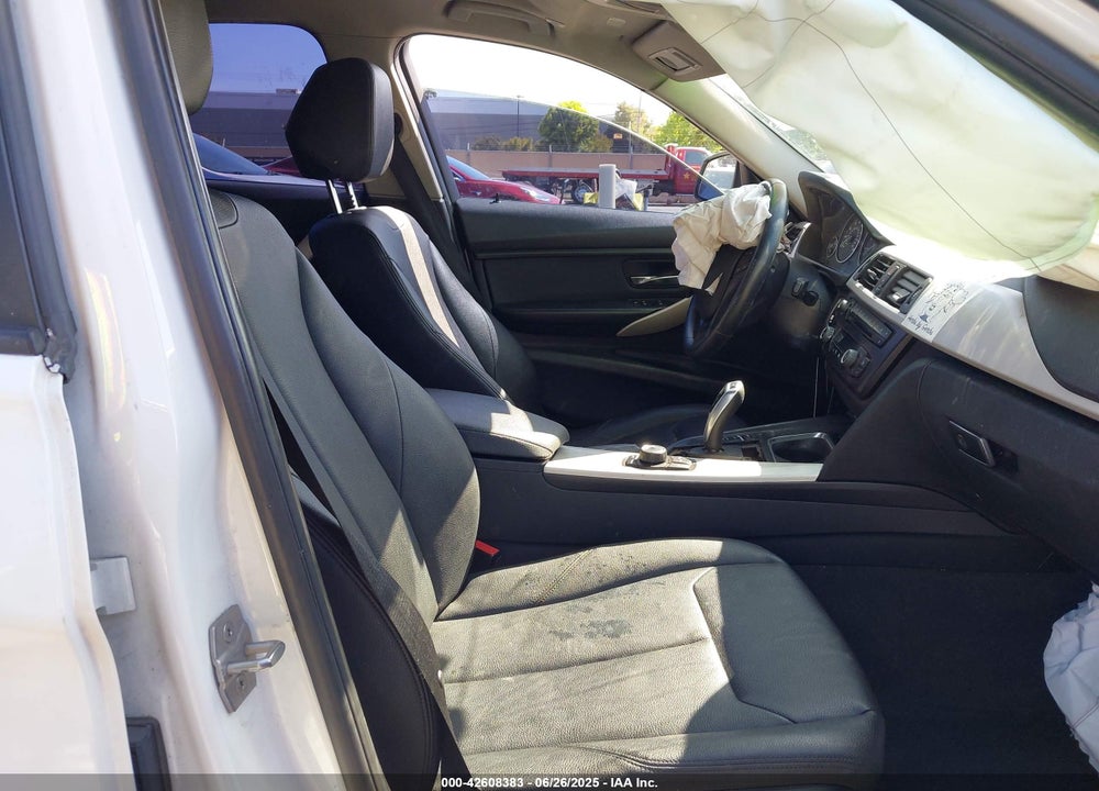 2015 BMW 3 SERIES VIN: WBA3B1G56FNT04702