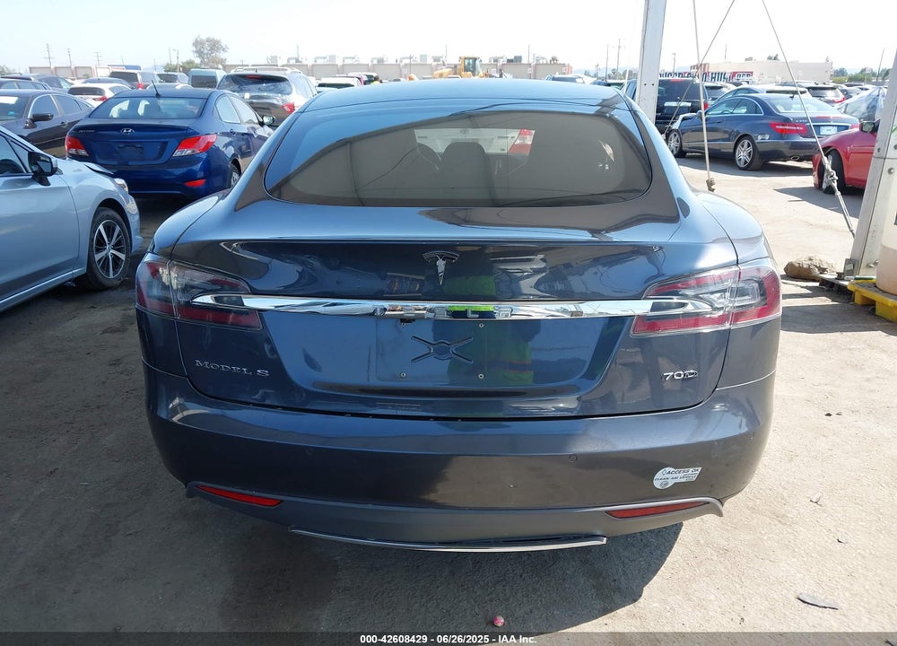 2015 TESLA MODEL S VIN: 5YJSA1E24FF102837