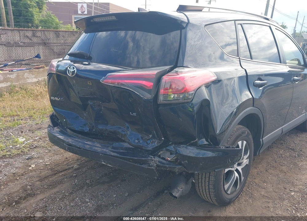2018 TOYOTA RAV4 VIN: JTMZFREV7JJ194326
