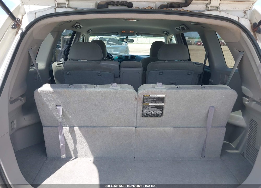 2011 TOYOTA HIGHLANDER BASE V6 VIN: 5TDZK3EH6BS045879