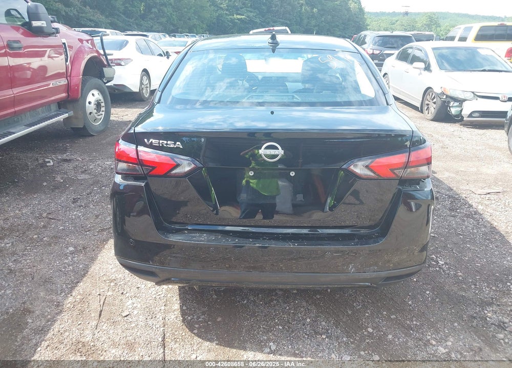 2025 NISSAN VERSA VIN: 3N1CN8EV2SL827833