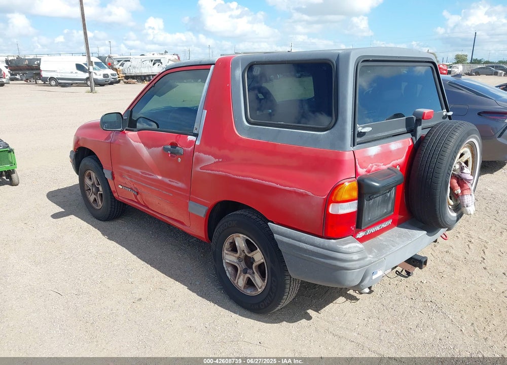 2002 CHEVROLET TRACKER VIN: 2CNBJ18C426921217