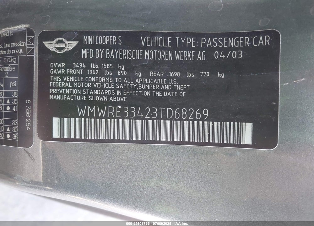 2003 MINI COOPER S VIN: WMWRE33423TD68269