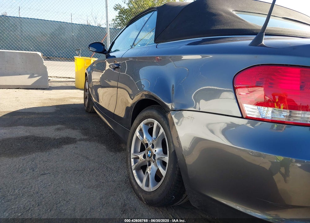 2008 BMW 128I VIN: WBAUN13538VH79859