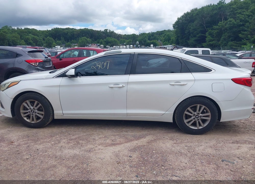 2017 HYUNDAI SONATA VIN: 5NPE24AF9HH458726