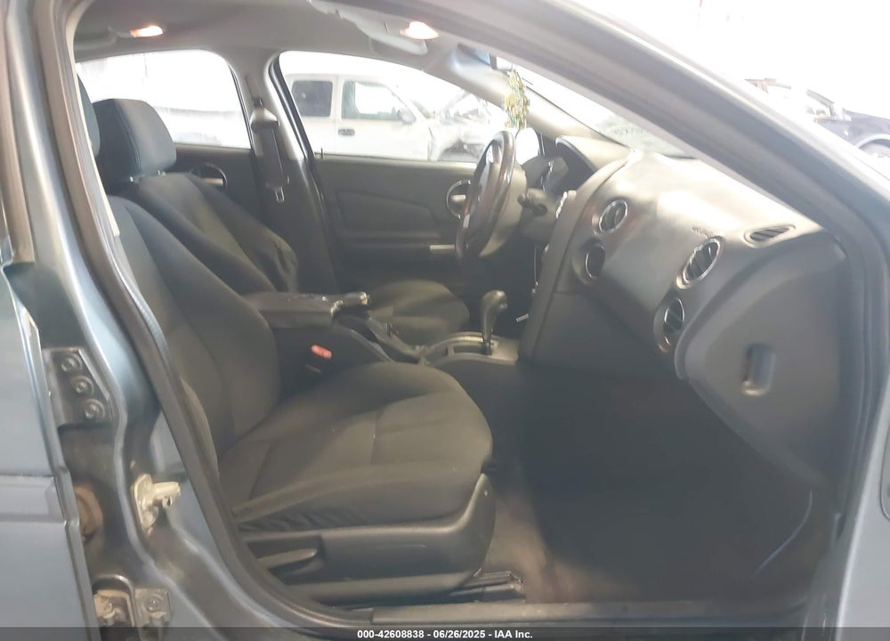 2006 PONTIAC GRAND PRIX VIN: 2G2WP552X61205159