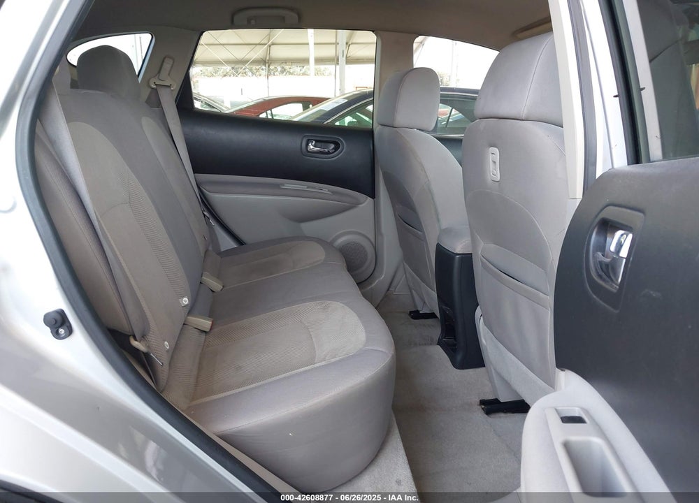 2015 NISSAN ROGUE SELECT VIN: JN8AS5MT6FW653135