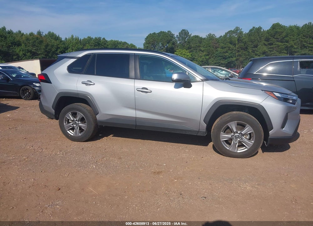2024 TOYOTA RAV4 XLE VIN: 2T3W1RFV9RW314785