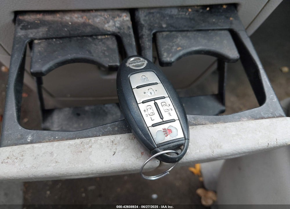 2015 NISSAN QUEST PLATINUM/S/SL/SV VIN: JN8AE2KP4F9128892