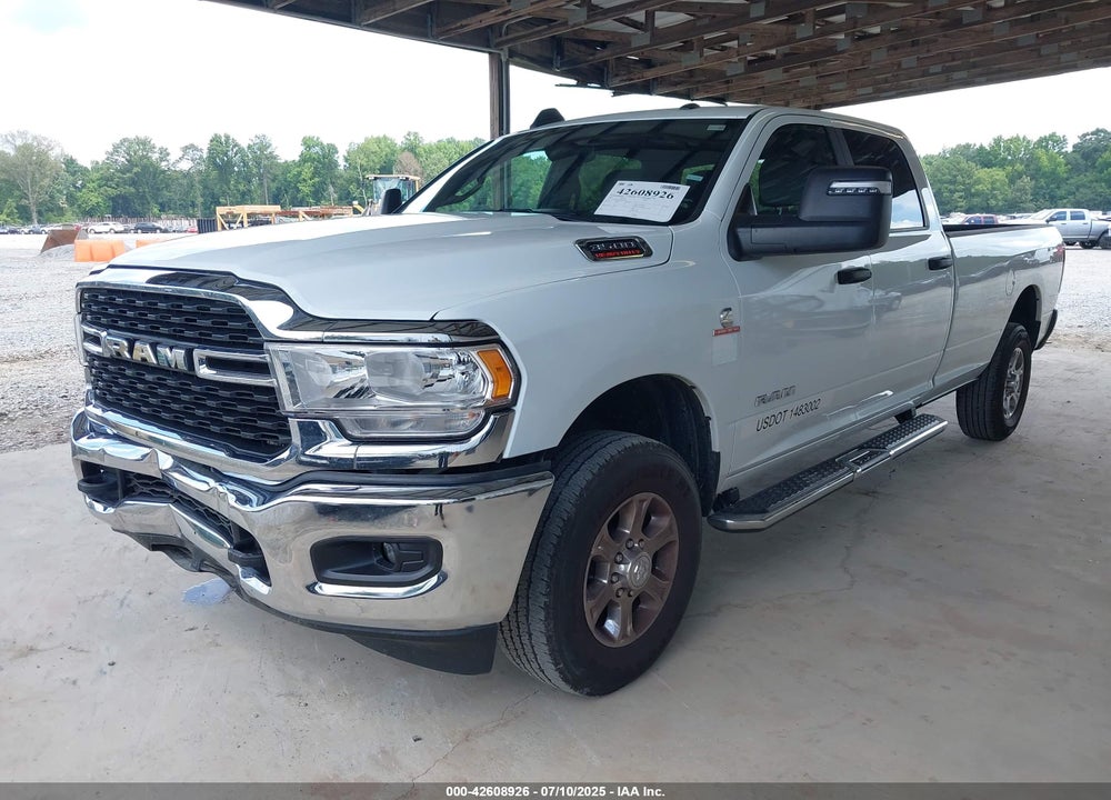 2024 RAM 3500 BIG HORN  4X4 8' BOX VIN: 3C63R3HLXRG339285