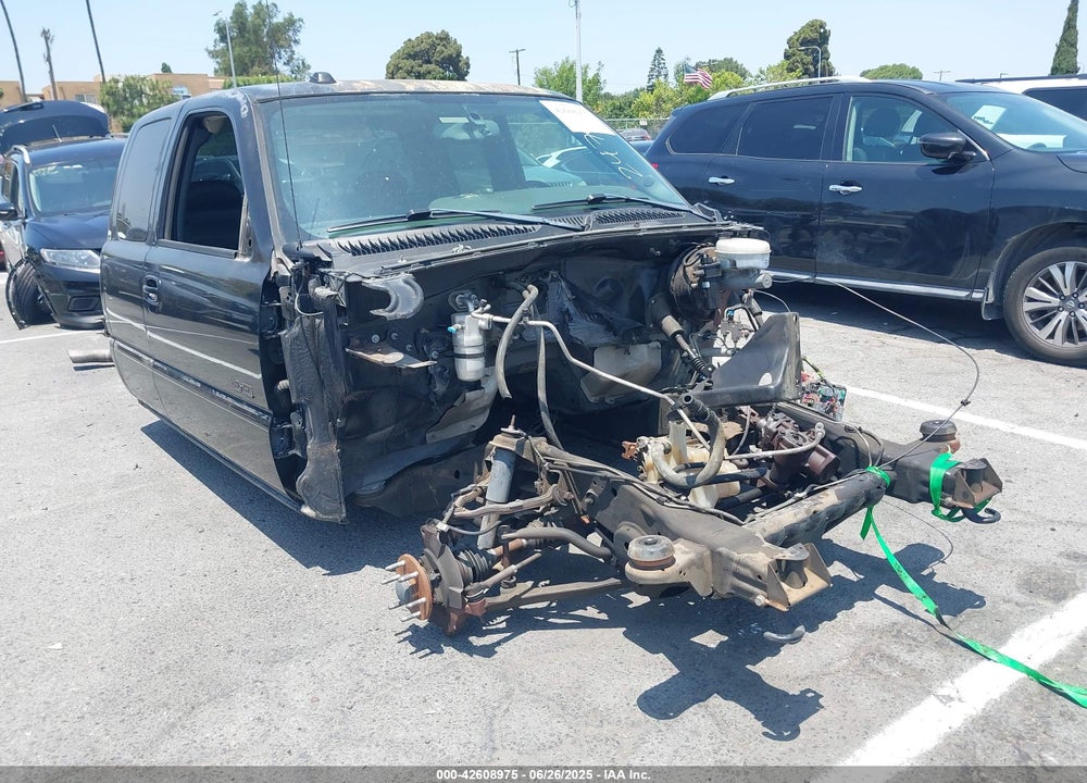 2004 CHEVROLET SILVERADO 1500 SS VIN: 2GCEK19N141335122