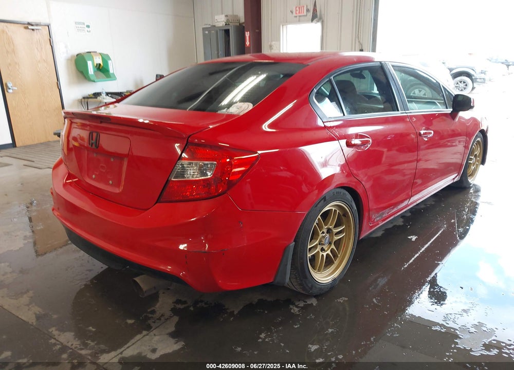 2012 HONDA CIVIC VIN: 2HGFB6E55CH704028