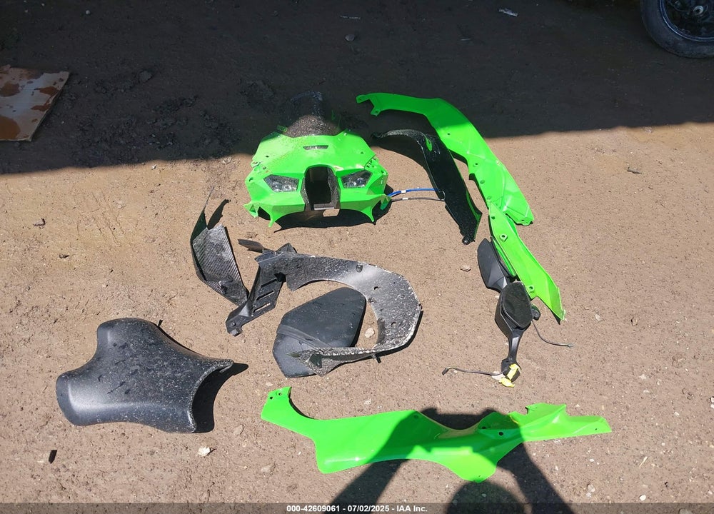 2023 KAWASAKI ZX1002 VIN: JKBZXVM16PA004499