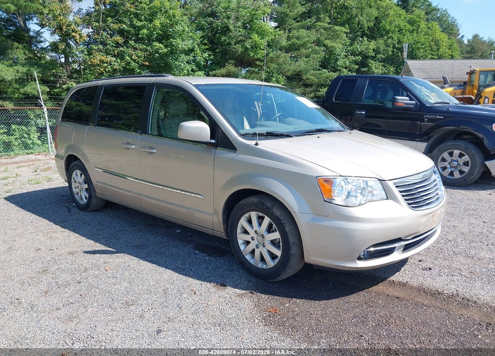 2013 CHRYSLER TOWN & COUNTRY TOURING VIN: 2C4RC1BG1DR565545